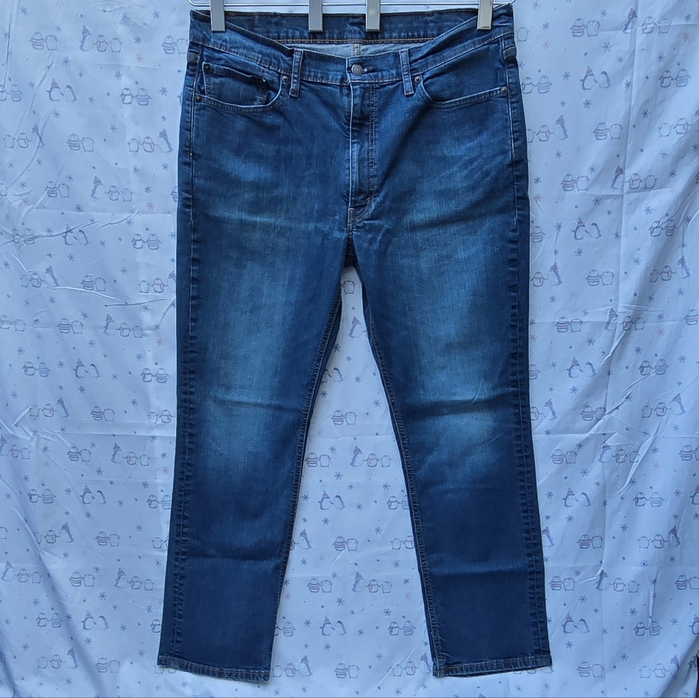 Levi's 541 Medium Wash Size 34x32